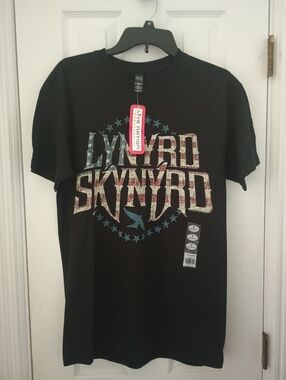 Lynyrd Skynyrd Black Graphic Tee - Live Nation Collection Medium (NWT)